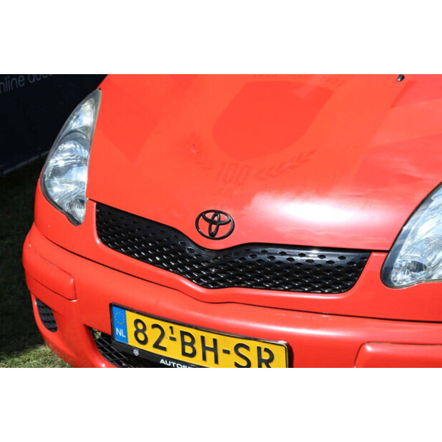 2003 Toyota Yaris-48434452