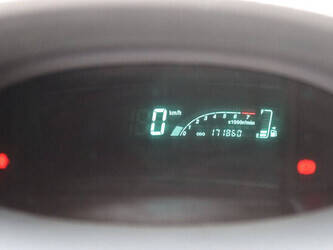 2003-toyota-yaris-1471933-48434476
