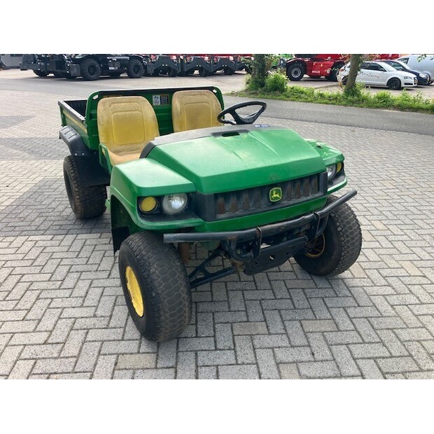 2004 JOHN DEERE-48438912