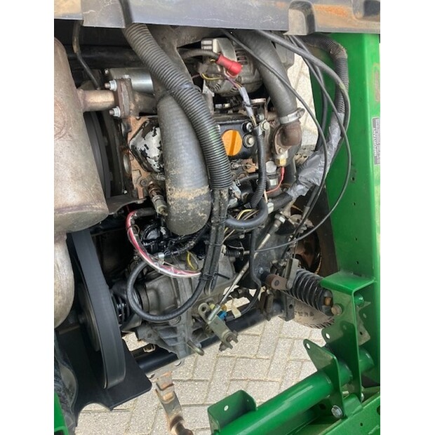 2004 JOHN DEERE-48438916