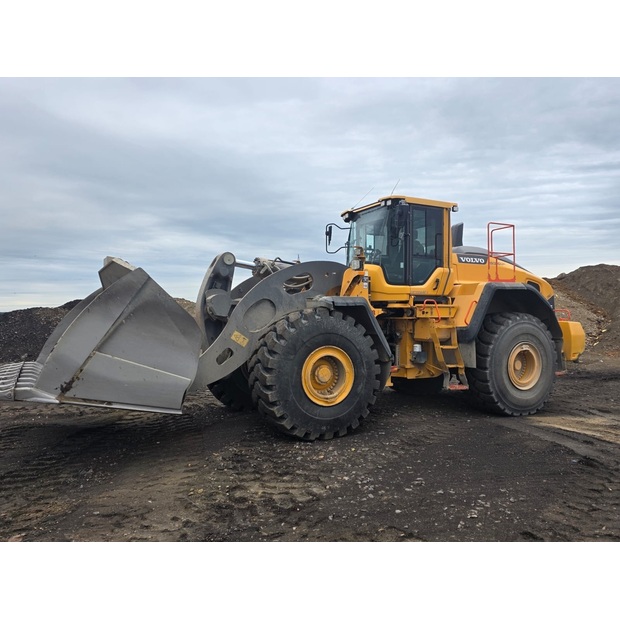2023 Volvo L260H-48442102