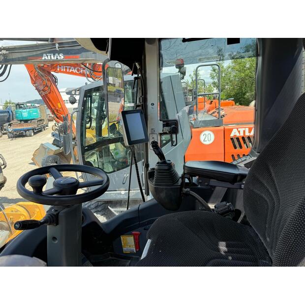 2019 Liebherr L546-48442203
