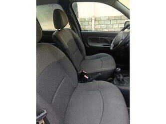 renault-clio-1472077-48447243