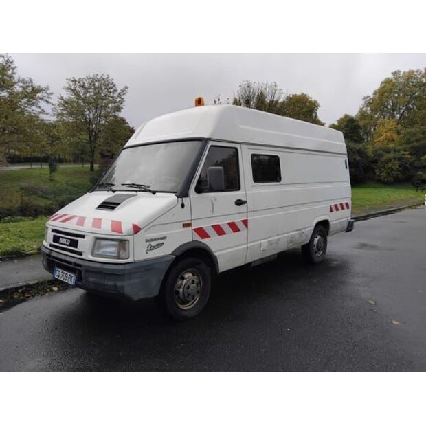 Iveco 35.8-48447793