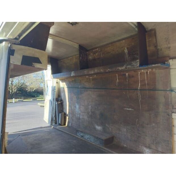 Iveco 35.8-48447808