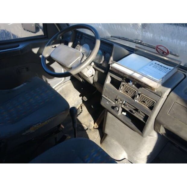 Iveco 35.8-48447812