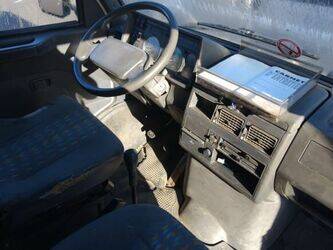 iveco-35-8-48447812