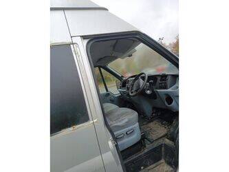 ford-transit-2-2-48448204