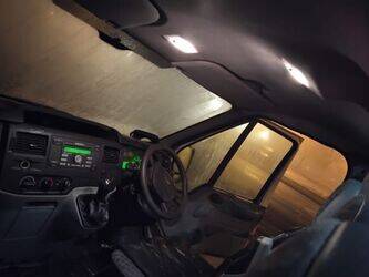 ford-transit-2-2-48448208