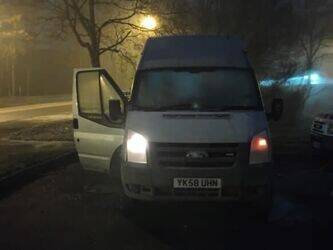 ford-transit-2-2-48448210