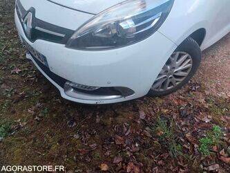renault-scenic-48448812
