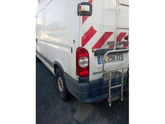 renault-master-1472211-48450384