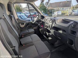 2017-renault-master-1462129-48451899