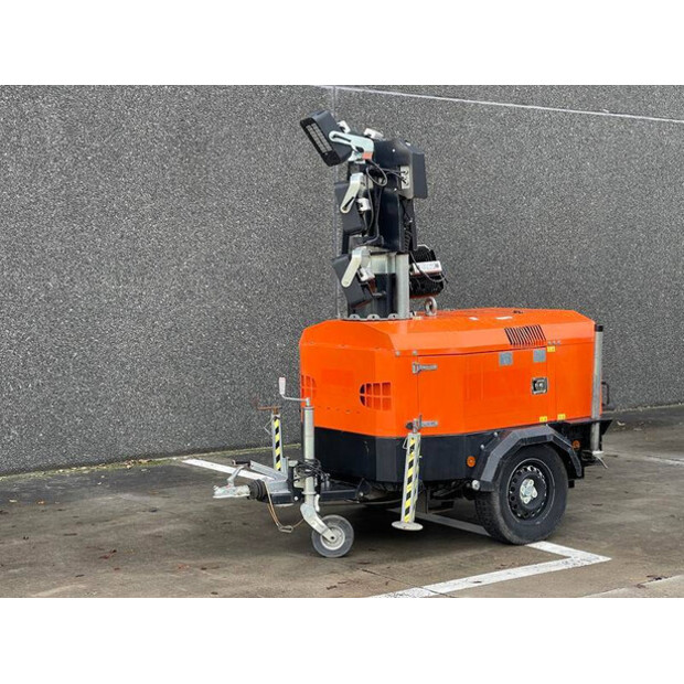 2014 Tower Light VB9-48454893