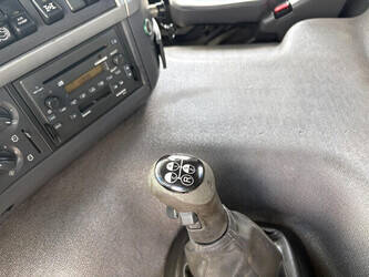 2005-volvo-fm-1472425-48456612