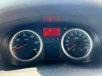 renault-trafic-1472502-48467994