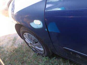 renault-clio-1472077-48468709
