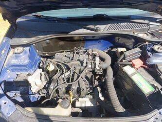 renault-clio-1472077-48468710