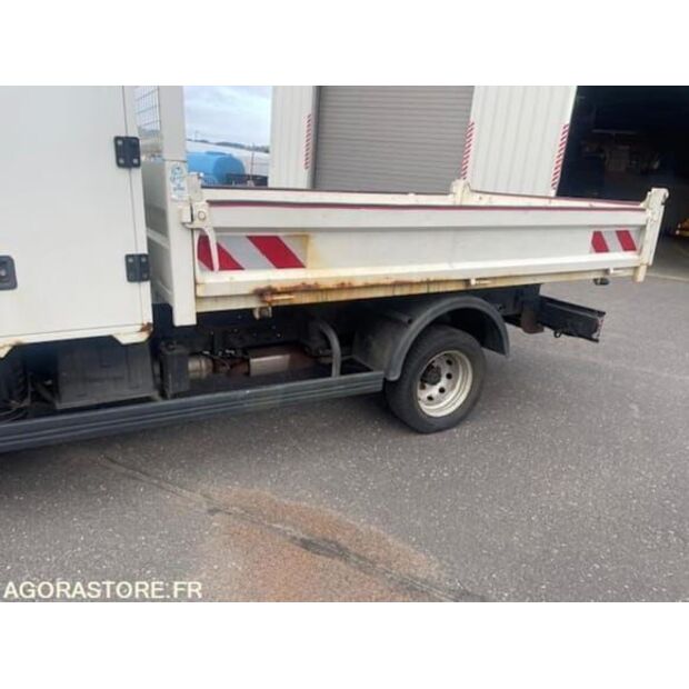 NISSAN Cabstar-48475717