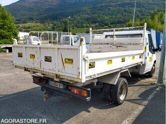 ford-transit-1472553-48488006