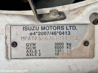 isuzu-d-max-1472585-48488835