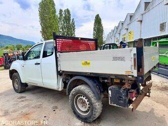 isuzu-d-max-1472585-48488839