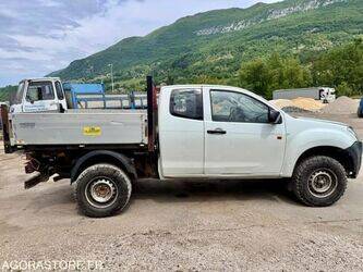 isuzu-d-max-1472585-48488843