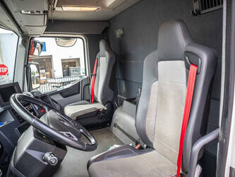 2016-renault-t460-1176137-48496472