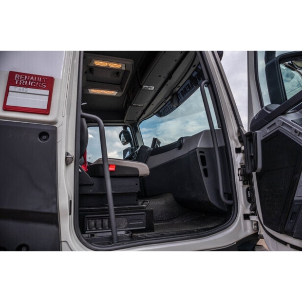2016 Renault T460-48496475