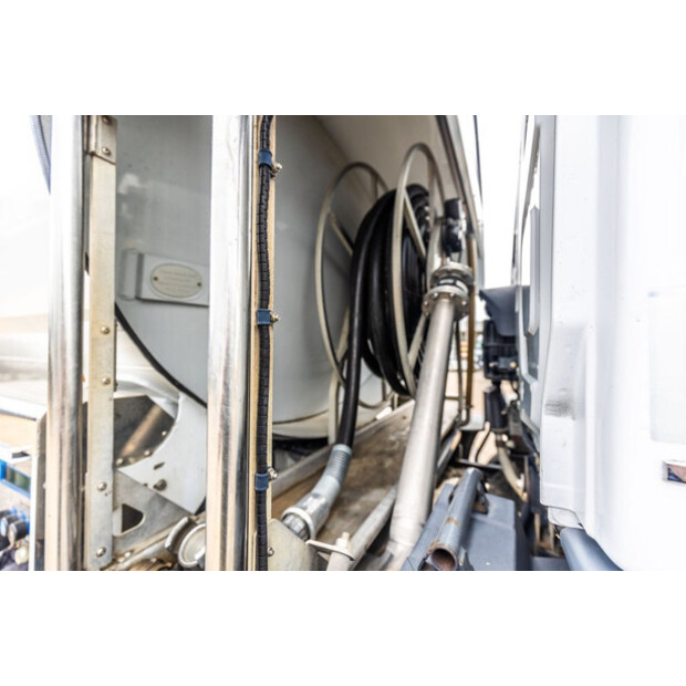 2014 Mercedes-Benz Antos 1830-48498878