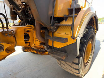 2013-volvo-a30f-1472688-48499174