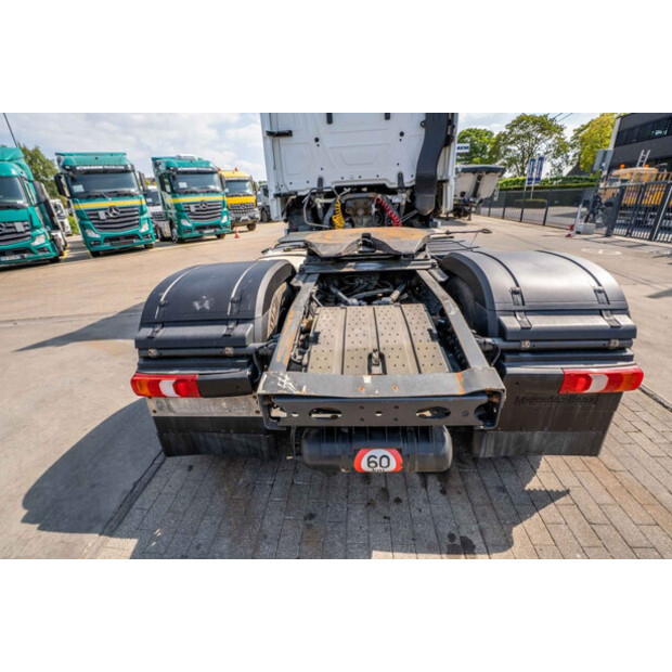 2015 مرسيدس بنز Actros 1845 LS-48501134