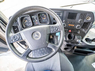 2015-mercedes-benz-actros-1845-ls-1279466-48501136