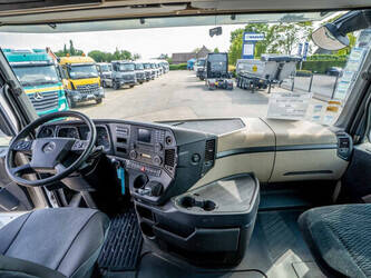 2015-mercedes-benz-actros-1845-ls-1279466-48501139