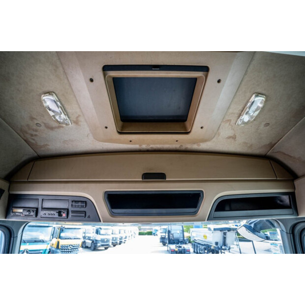 2015 مرسيدس بنز Actros 1845 LS-48501140