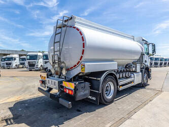 2014-mercedes-benz-antos-1830-1472732-48501366