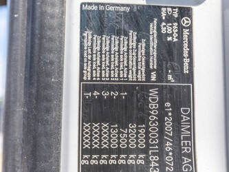 2014-mercedes-benz-antos-1830-1472732-48501405