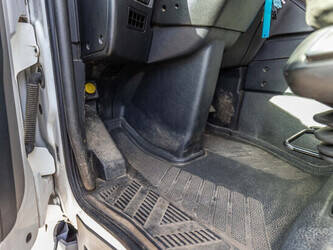2014-mercedes-benz-antos-1830-1472734-48501451