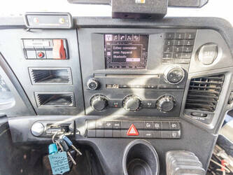 2014-mercedes-benz-antos-1830-1472734-48501453