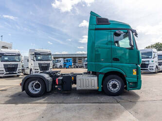 2015-mercedes-benz-actros-1845-ls-1472736-48501495