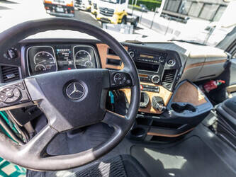 2015-mercedes-benz-actros-1845-ls-1472736-48501502