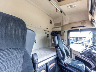 2015-mercedes-benz-actros-1845-ls-1472736-48501505