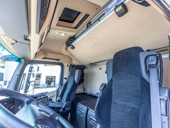 2016-mercedes-benz-actros-1842-1472738-48501553