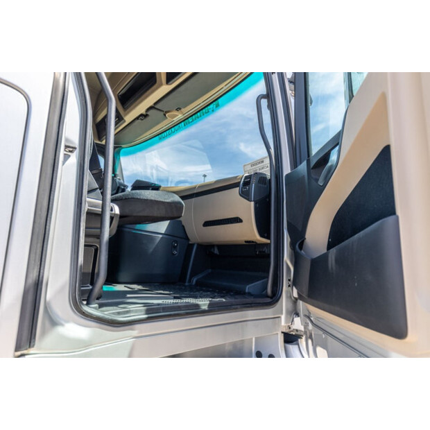 2016 Mercedes-Benz Actros 1842-48501557
