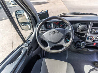 2011-iveco-daily-35s17-48501910
