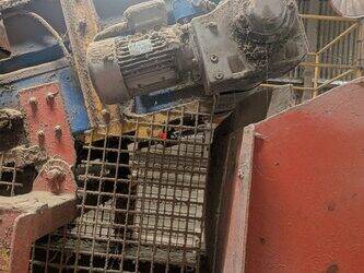 srf-production-line-48508205