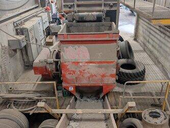 srf-production-line-48508211