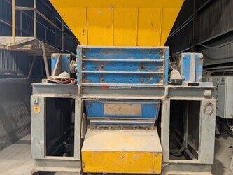 srf-production-line-48508221