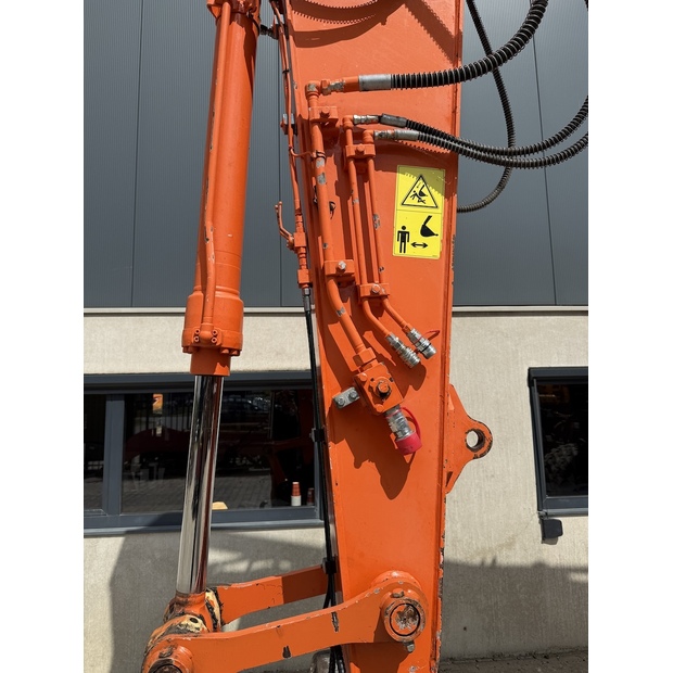 2018 Hitachi ZX140W-6-48509885