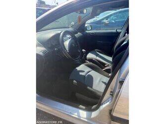 peugeot-206-1472833-48513332